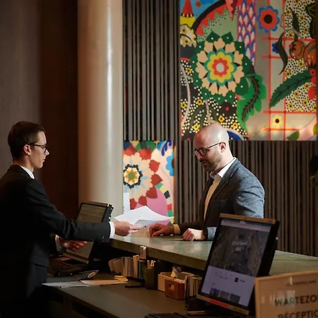 Boutique By Continental Park Готель